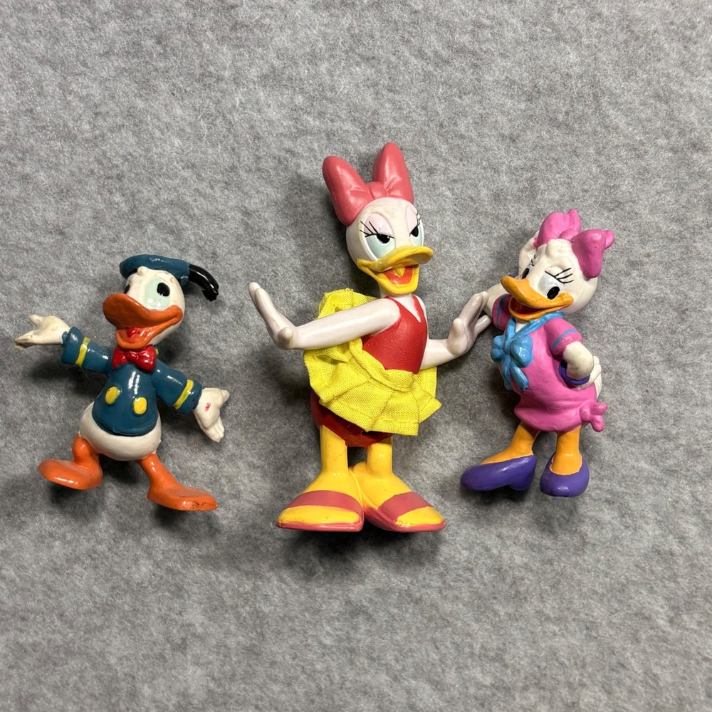 Vintage Disney PVC Figure Lot Donald Duck Daisy Duck Cake Toppers 3pc
